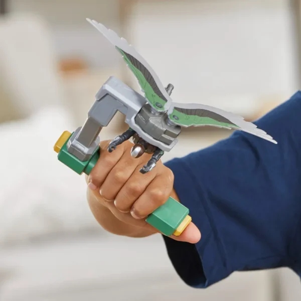 CAP_NWo_SW_G0076_no5 Marvel Figura Falcon Vuelo Controlado