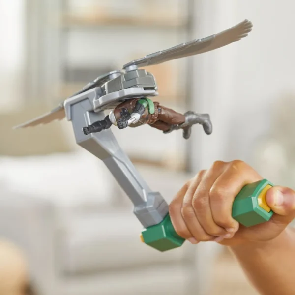 CAP_NWo_SW_G0076_no7 Marvel Figura Falcon Vuelo Controlado